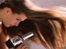 asciugare capelli lisci col phon