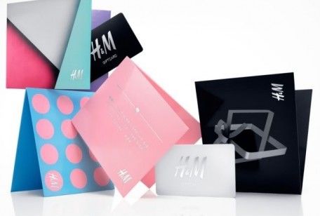 Varie carte regalo di H&M