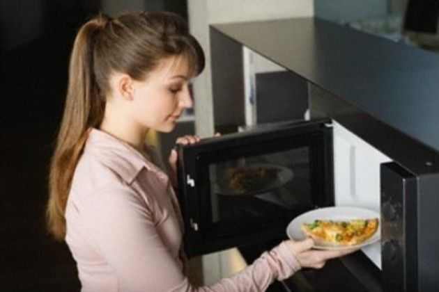 Come scegliere il forno a microonde più adatto alle nostre esigenze