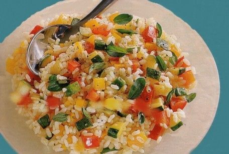 Insalata di riso: ricetta regina dell'estate per 6 italiani su 10