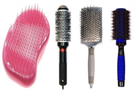 Diversi modelli di spazzole per capelli