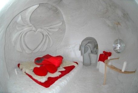 Viaggio di nozze in hotel di ghiaccio per chi si sposa in inverno