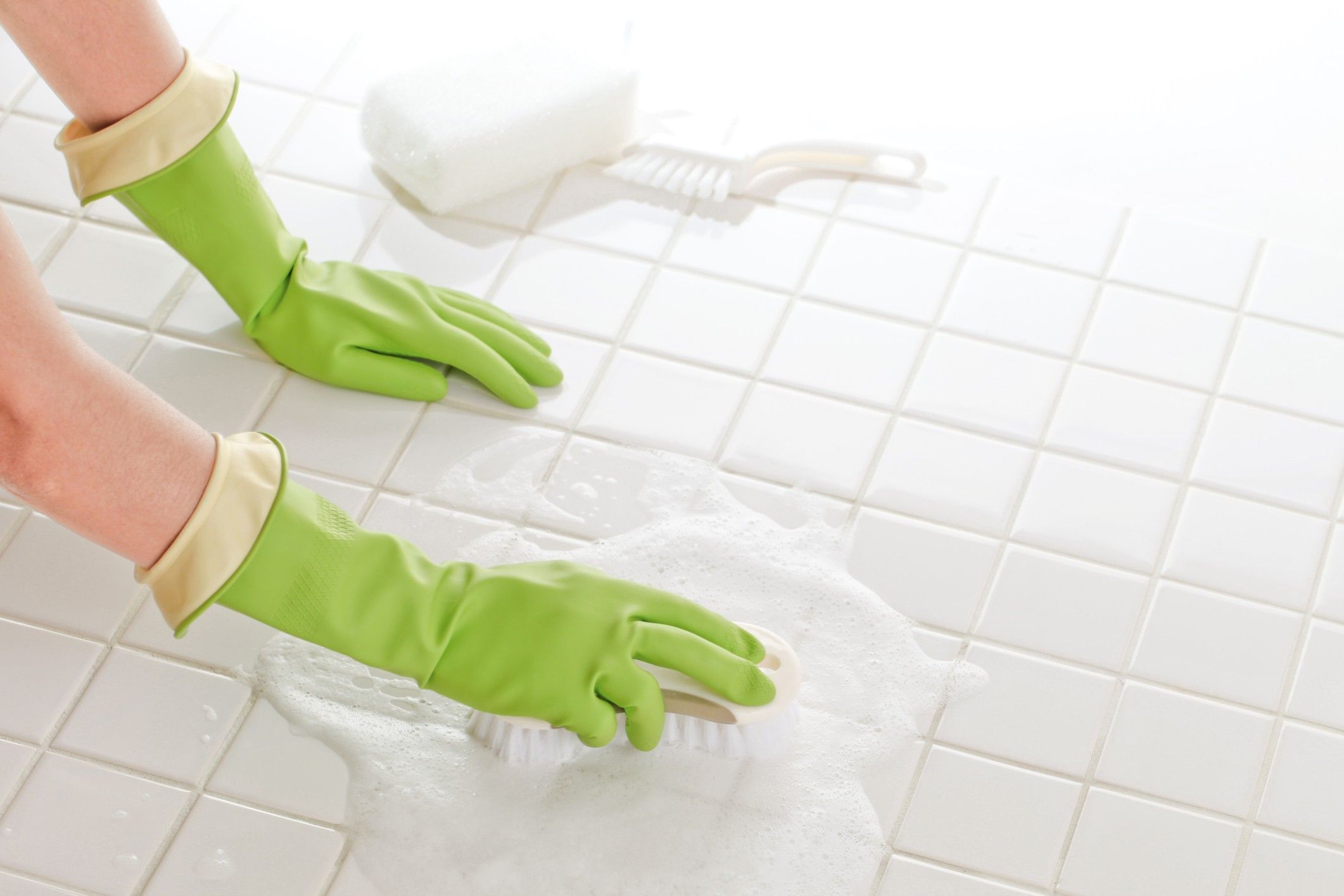 bicarbonato-per-pulire-il-bagno