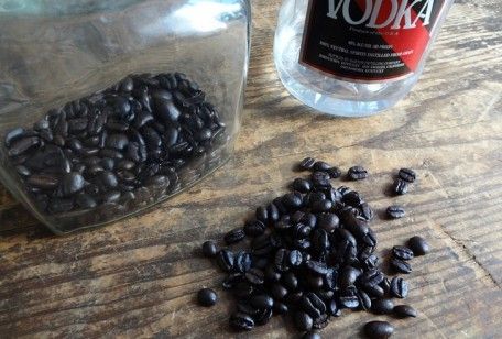 Liquore al caffè fatto in casa: la ricetta 
