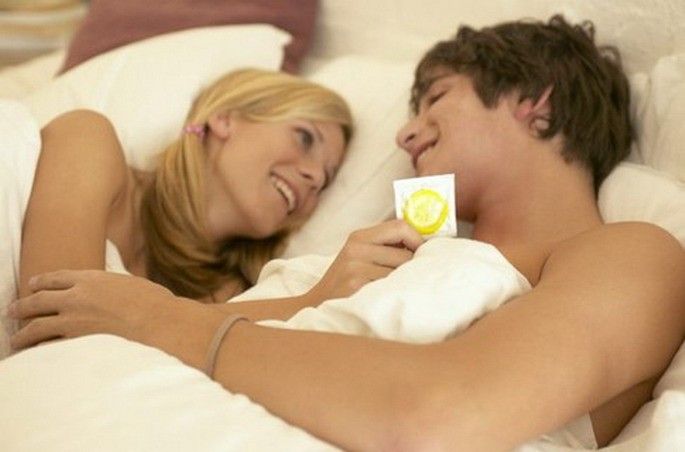 Come si usa il preservativo: le linee guida per non sbagliare
