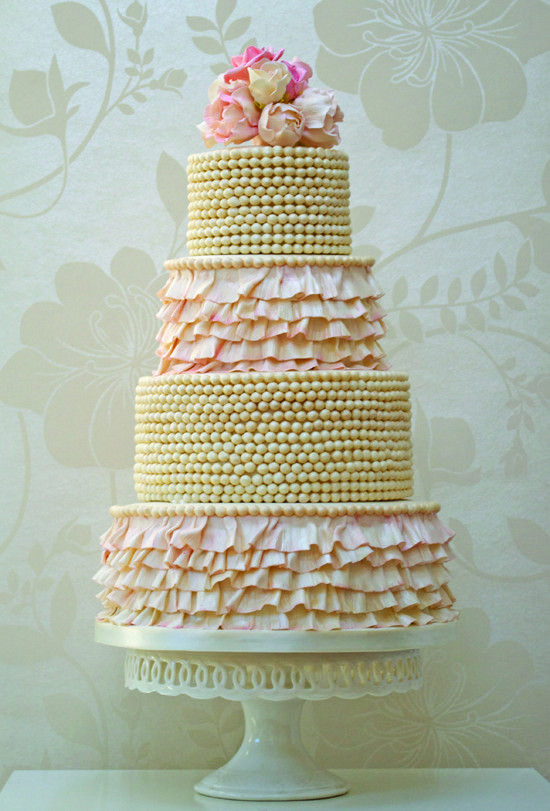 decorazioni-e-cake-topper-per-torte-nuziali-rosalind-miller-cakes-perline-increspature