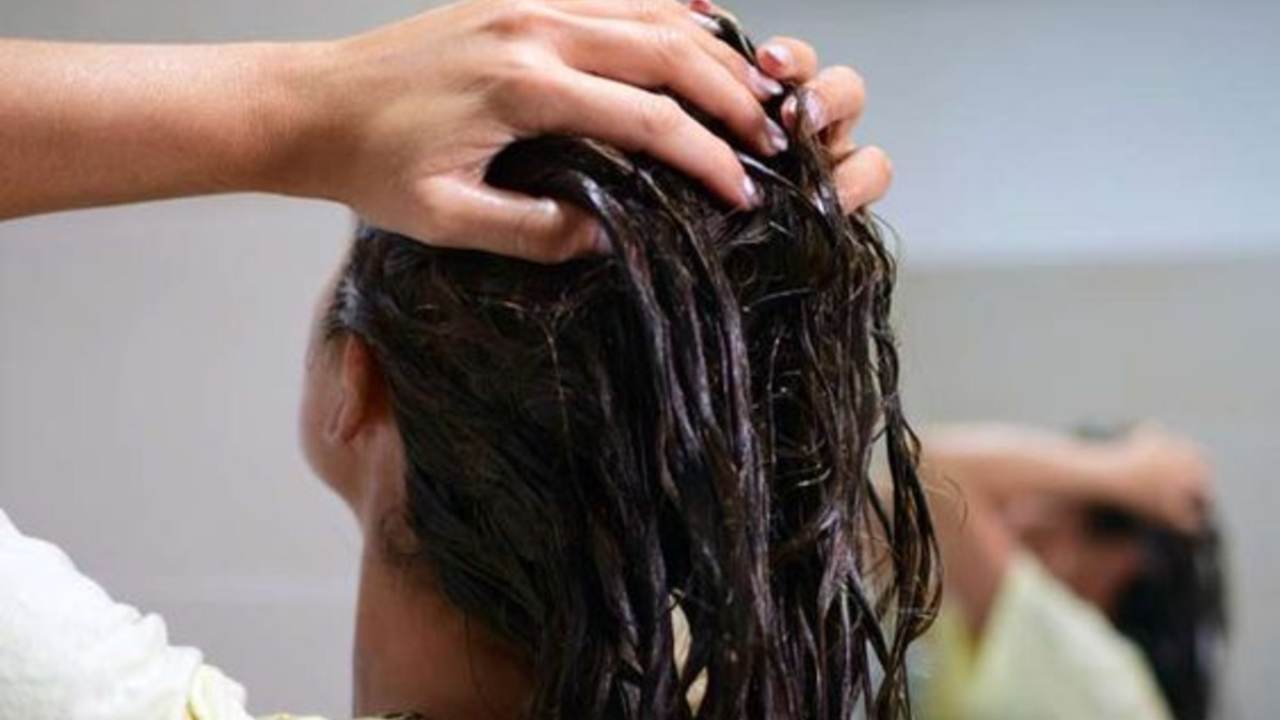 Lavaggio capelli con aceto
