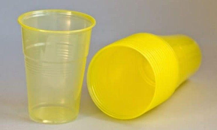 Linee circolari bicchiere di plastica