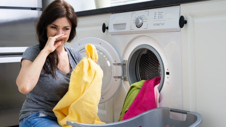 mauvaises odeurs dans la machine à laver